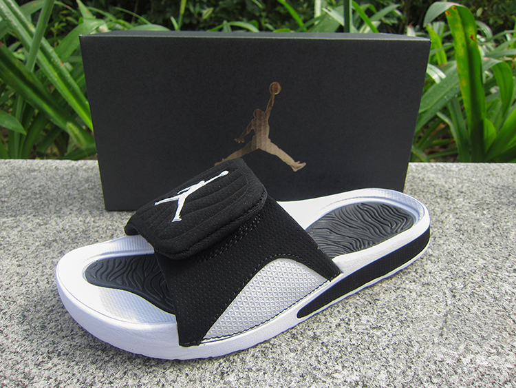 Women Jordan Hydro V Retro Black White